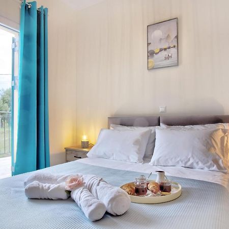Sweet Apricot Apartment Pelekas Bagian luar foto