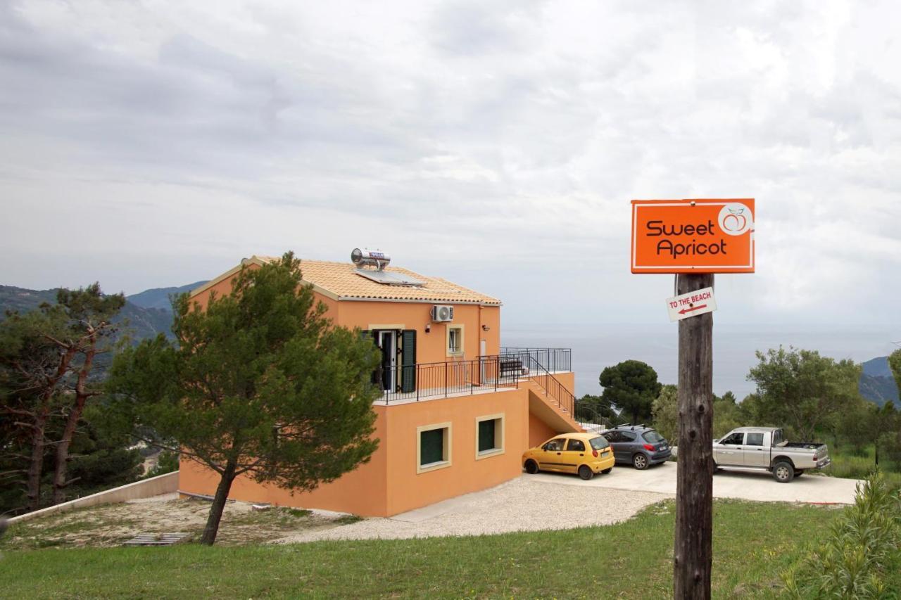 Sweet Apricot Apartment Pelekas Bagian luar foto